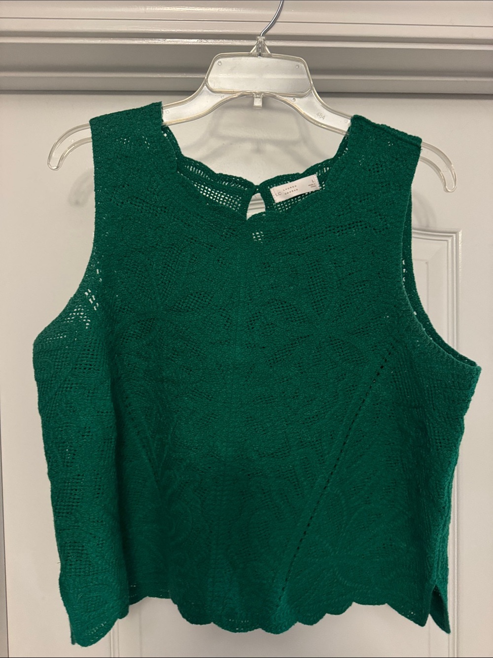 Sleeveless Green Lace Crop Top